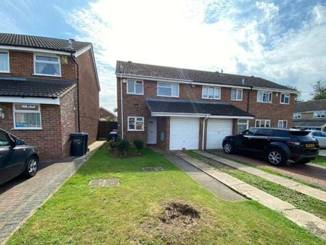 House for sale in Northampton, Northamptonshire