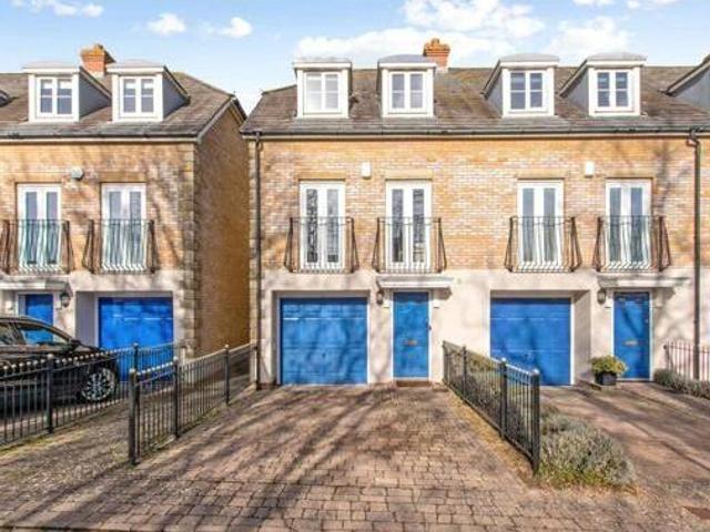 House for sale in Chichester, Littlecote