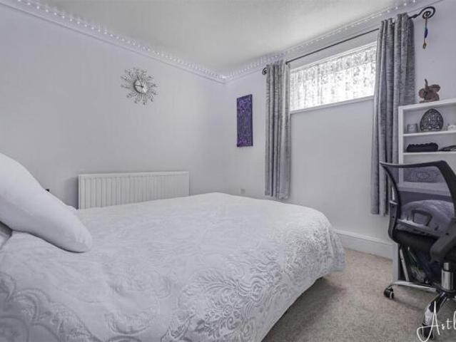Cottage for sale