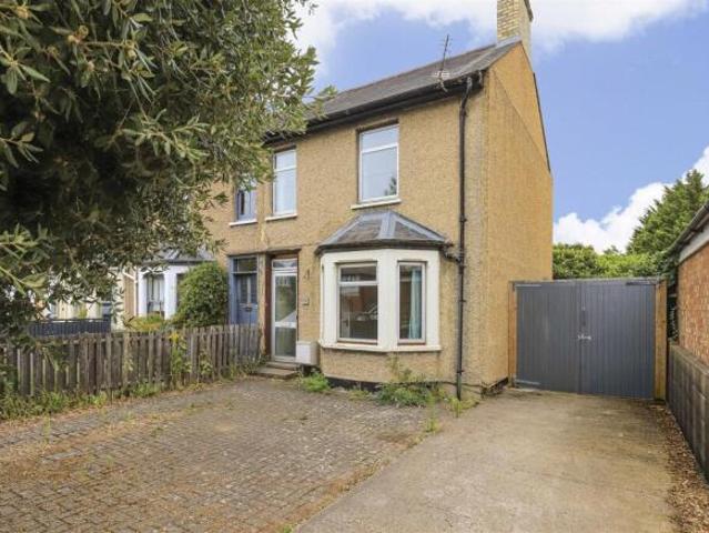 Cottage for sale in Romsey, Cambridge