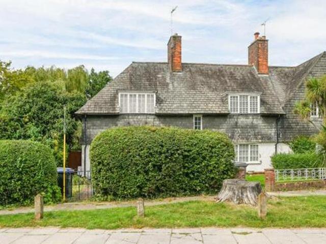 House for sale in Hertfordshire