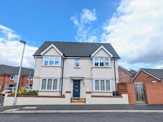 House for sale in Sandown Park, Kent