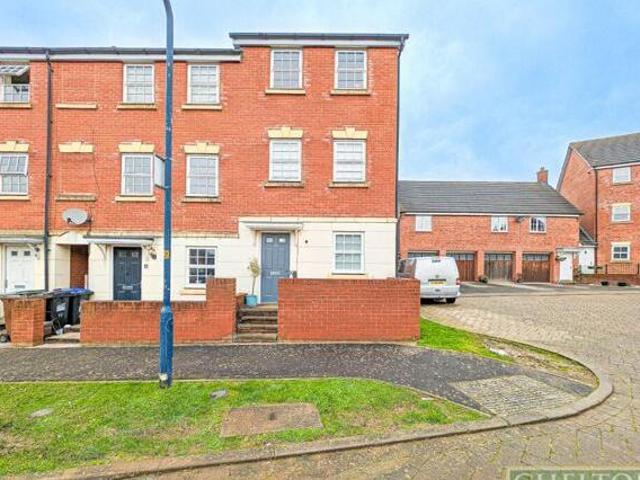House for sale in Northamptonshire