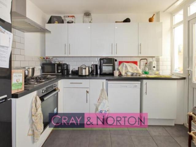Cottage for sale in London Borough of Croydon, Addiscombe