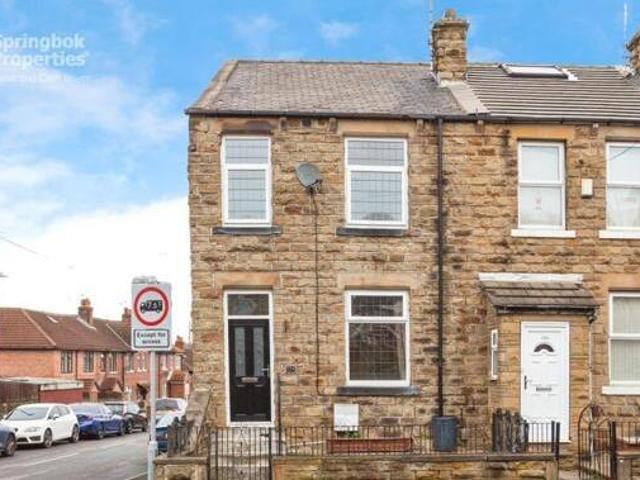 House for sale in Dewsbury, West Yorkshire
