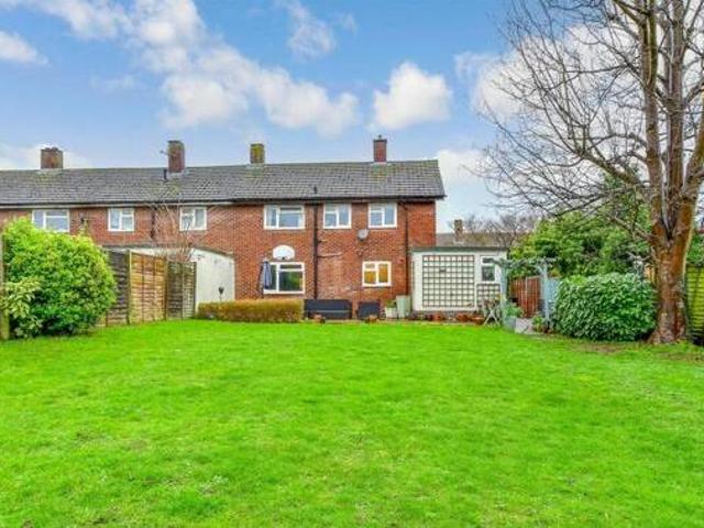 House for sale in Lyons, Greater London