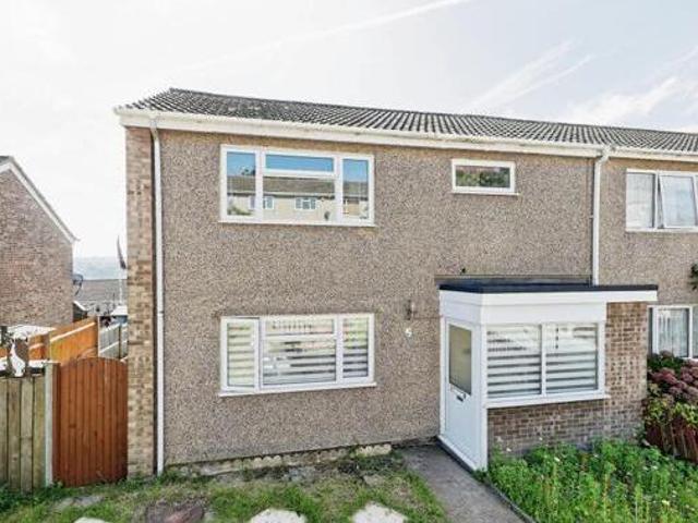 House for sale in River, Ash