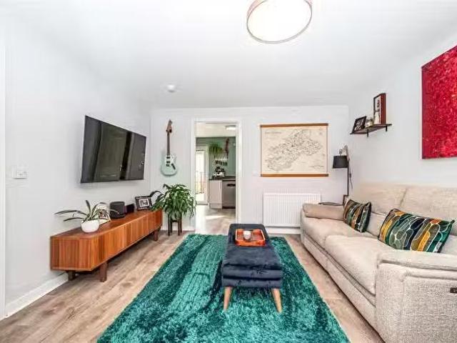 House for sale in Rumbling Bridge