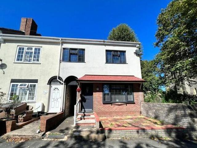 House for sale in Dixon's Green, West Midlands