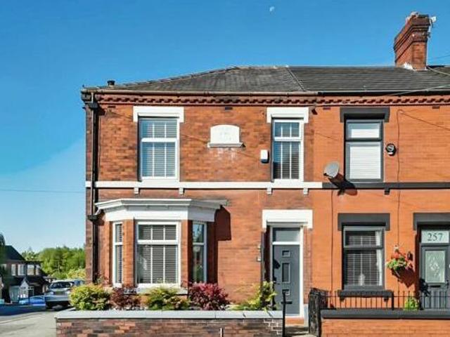 House for sale in Ashton-under-Lyne, Tameside