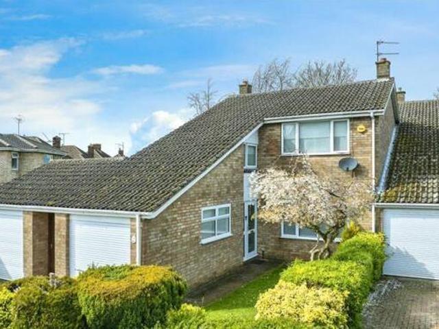 House for sale in Dunstable, Bedfordshire