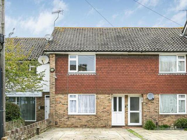 House for sale in The Butts, Kent