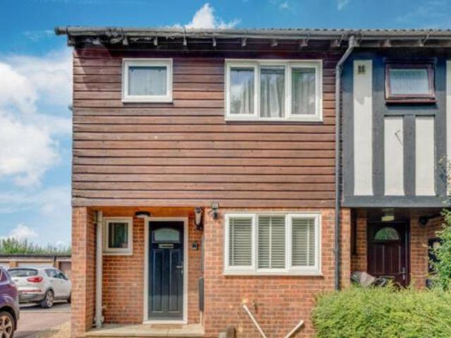 House for sale in The Butts, Kent