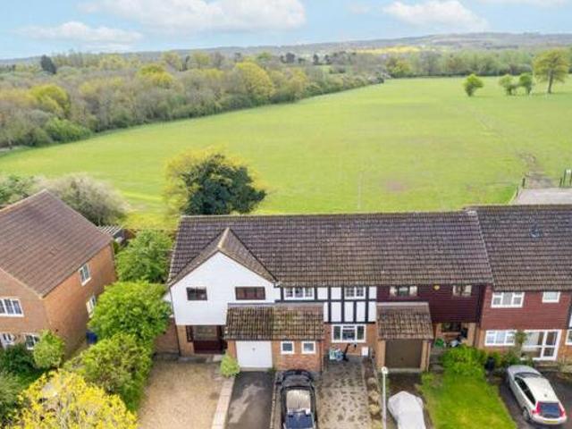 House for sale in The Butts, Kent