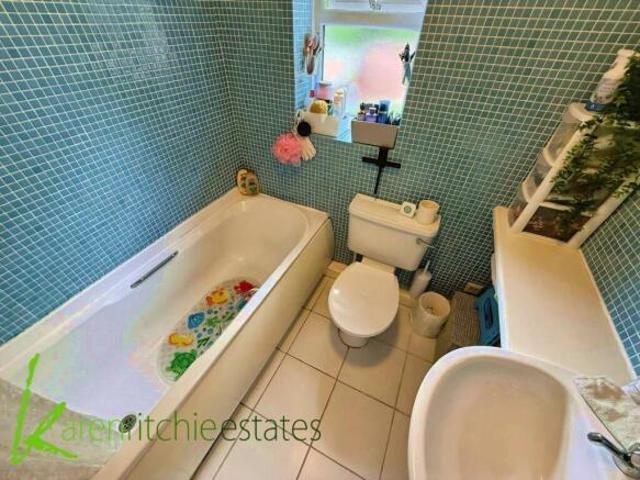 Cottage for sale in Belmont Park, Lee Bank