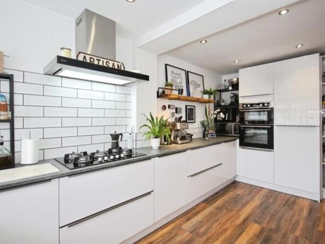Cottage for sale in Sydenham, Warwick