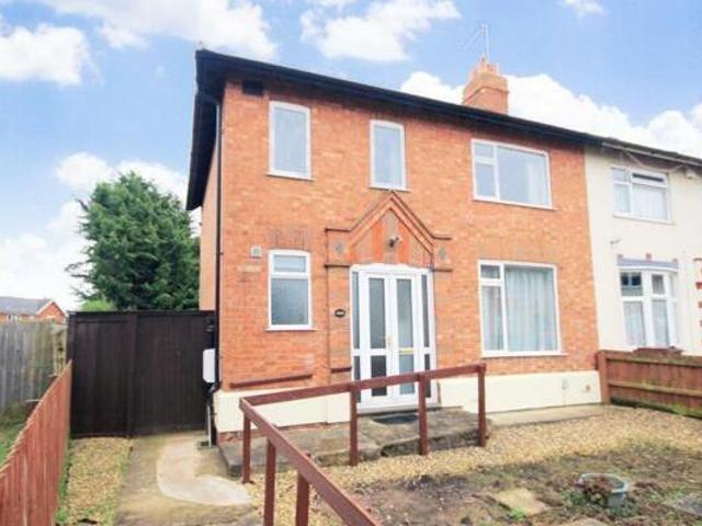 House for sale in Northampton, Northamptonshire