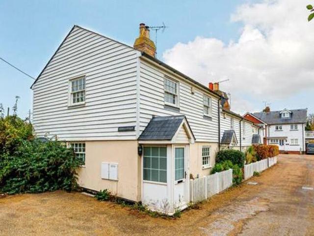 House for sale in Oad Street, Kent