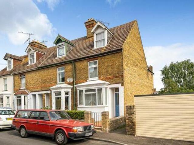 House for sale in Oad Street, Kent