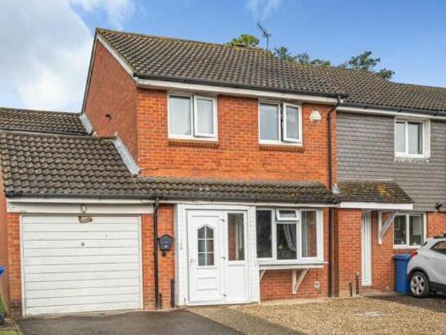 House for sale in Oad Street, Kent
