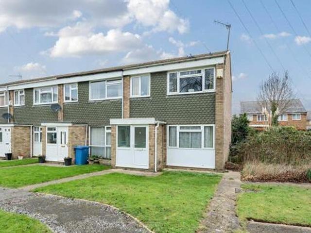 House for sale in Oad Street, Kent