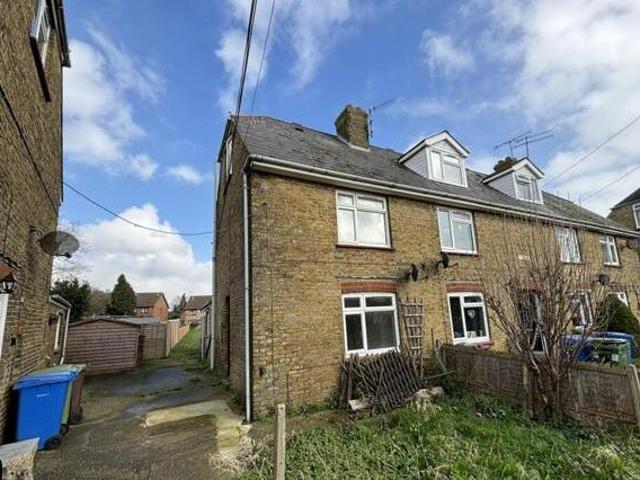 House for sale in Oad Street, Kent