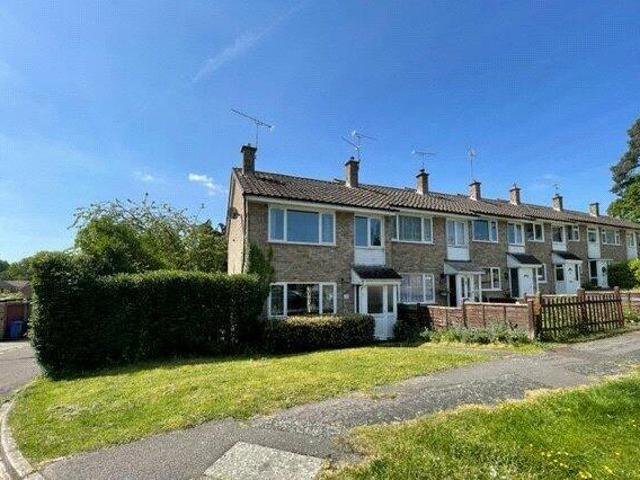 House for sale in Fleet, Hart