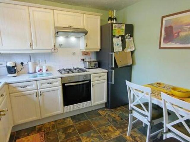 Cottage for sale in Flint, Wales