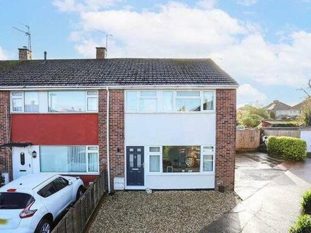 House for rent in Lyons, Greater London
