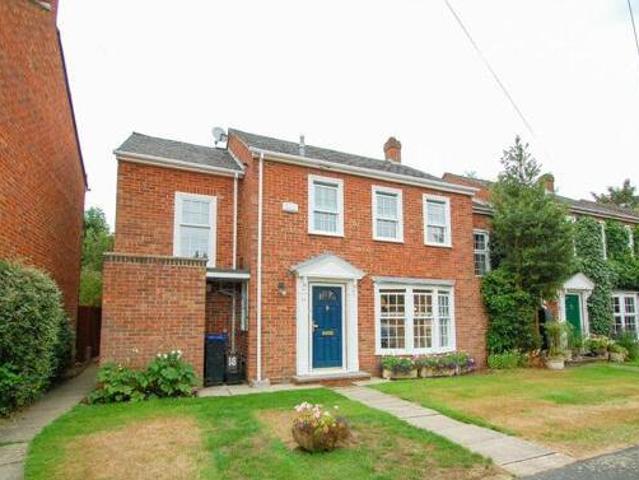 House for sale in Gerrards Cross, Denham