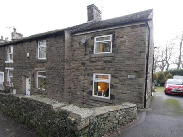 House for sale in Charlesworth, East Midlands