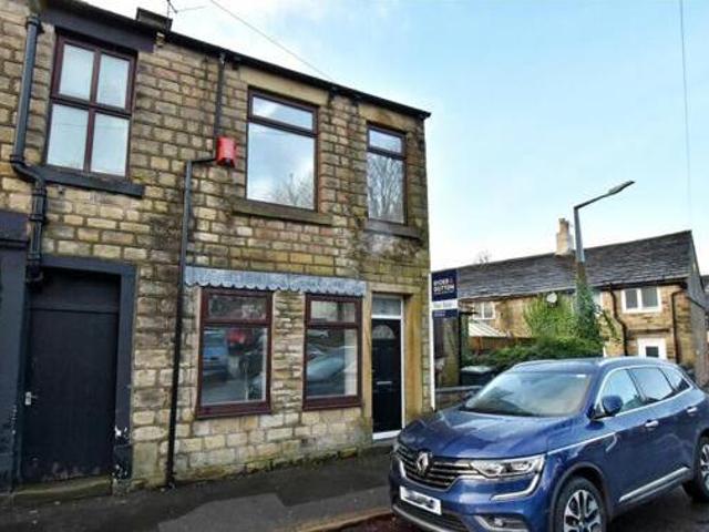 House for sale in Simmondley, Charlesworth
