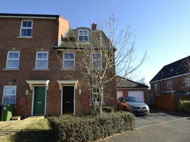 House for sale in Gloucester, Gloucestershire