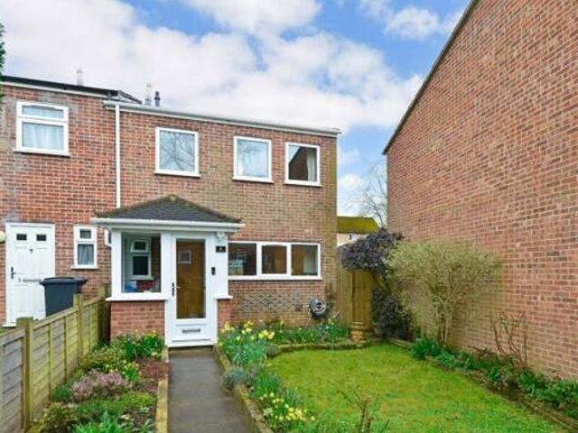 House for sale in Fole, Surrey
