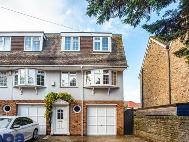 House for sale in Kings Farm, Hamerton