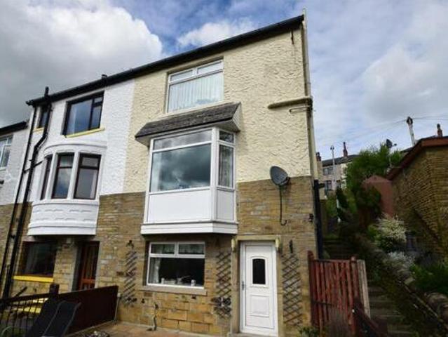 House for sale in Halifax, West Yorkshire