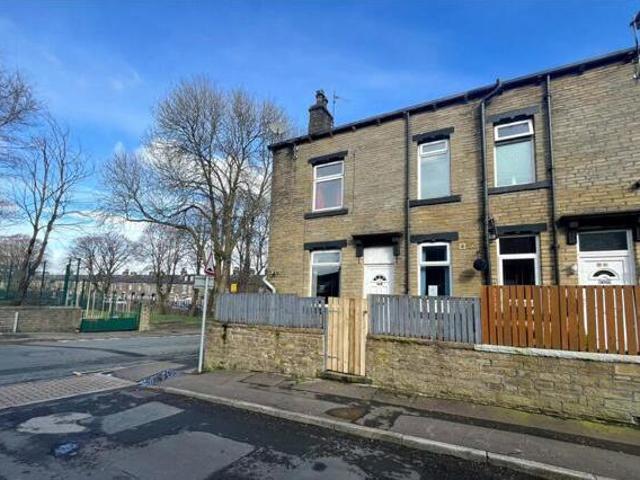 House for sale in Halifax, West Yorkshire
