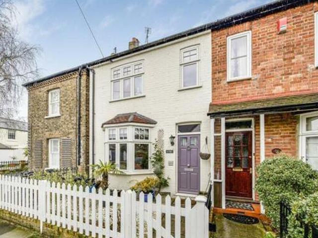 House for sale in Kingston Upon Thames, Greater London