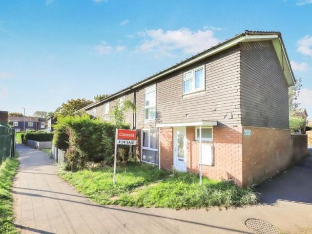 Cottage for sale in Bushey