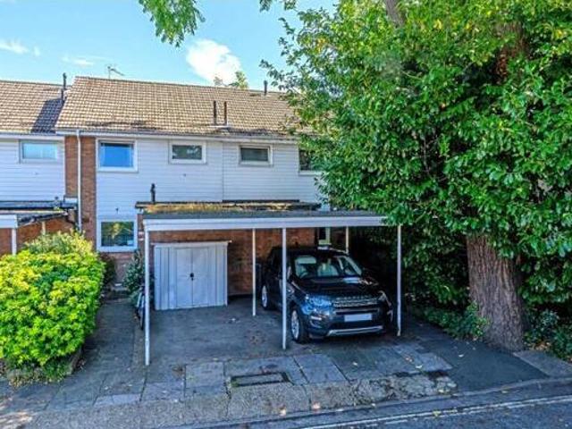 House for sale in Lyons, Greater London