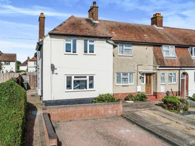 House for sale in Spring Vale, Hampshire