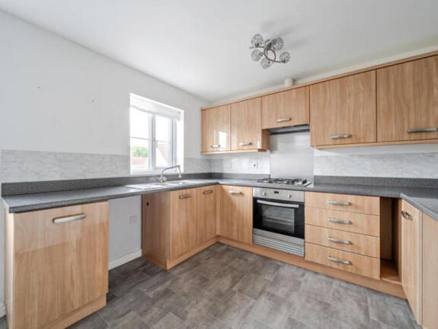 Cottage for sale in Kingswood, Hull