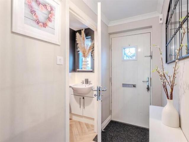Cottage for sale in Cambuslang, South Lanarkshire