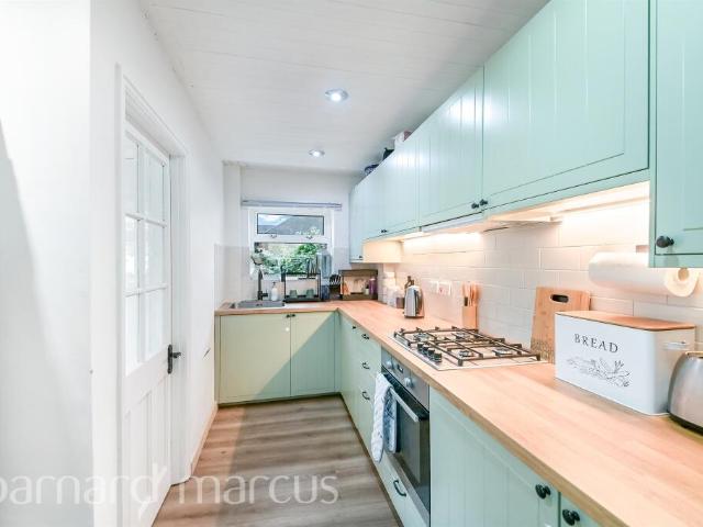 Cottage for sale in London Borough of Croydon, South Croydon