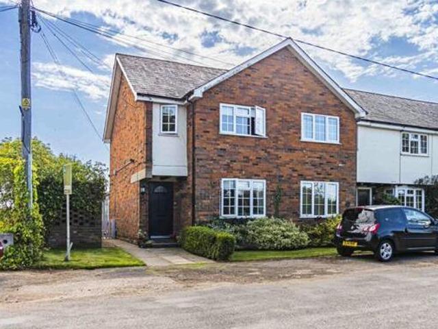House for sale in Pouchen End, Hertfordshire