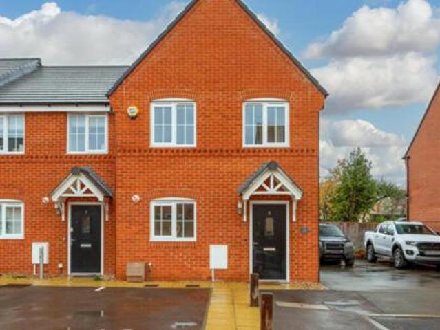 House for sale in Henlow, Bedfordshire