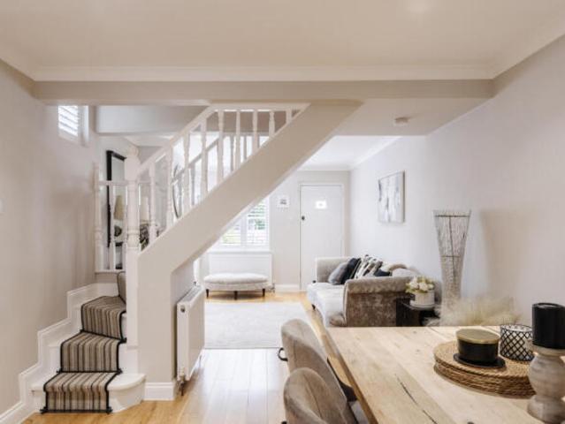 Cottage for sale in Navestock Side