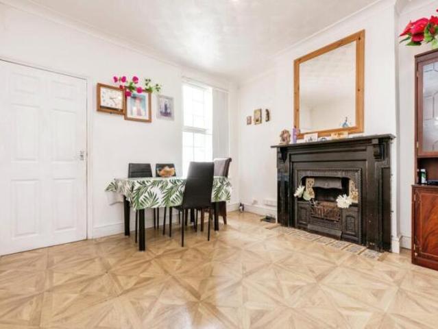 Cottage for sale in Cauldwell, Bedford