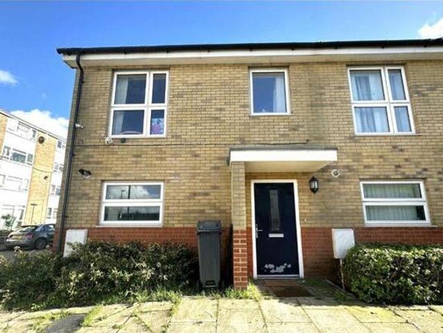 House for sale in Greater London