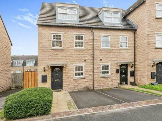 House for sale in Sheepridge, Huddersfield